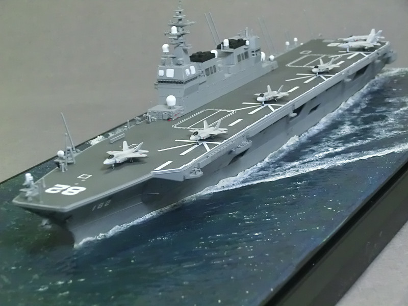 ▪️専用品1／700海上自衛隊護衛艦いせ ジオラマ仕上-