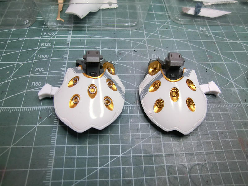 飛鉄塊 銀鶏 [白] 中古】プラモデル 1/144 飛鉄塊 銀鶏[白] 「