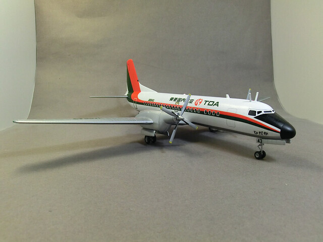 YS-11 型機 AIRPLANE 東亜国内航空 1/72 SCALE YS-11 型機 AIRPLANE 東亜国内航空 1/72 SCALE YS-11 型機 AIRPLANE